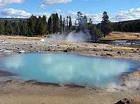Yellowstone Biscuit basin (51).JPG